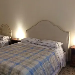 Gene Holiday Apartment